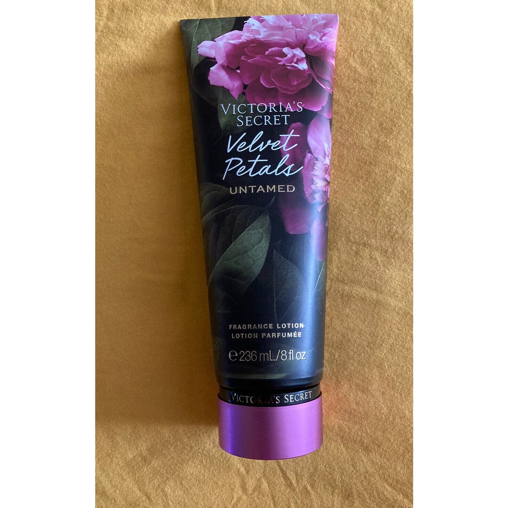 Victoria's Secret Velvet Petals Untamed Fragrance Lotion 8fl oz
